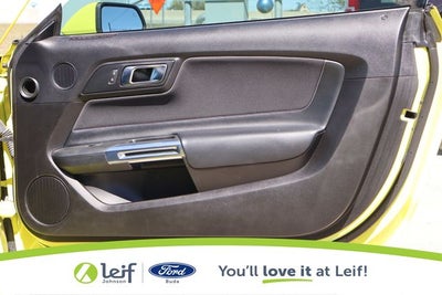 2021 Ford Mustang EcoBoost