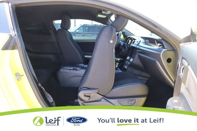 2021 Ford Mustang EcoBoost