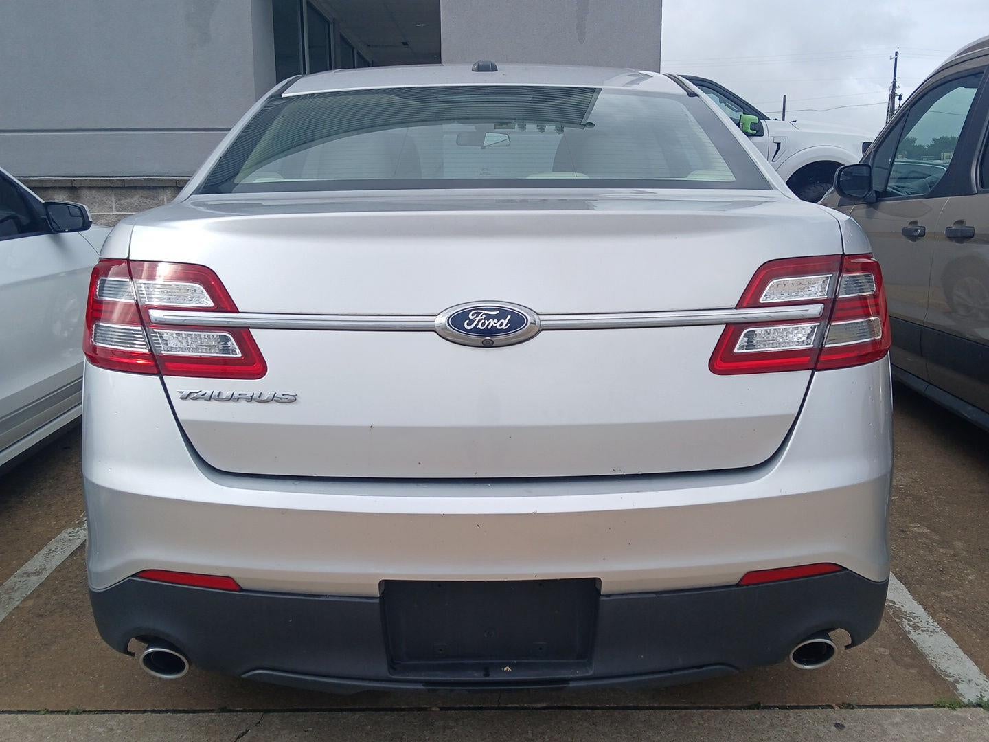 2019 Ford Taurus SE
