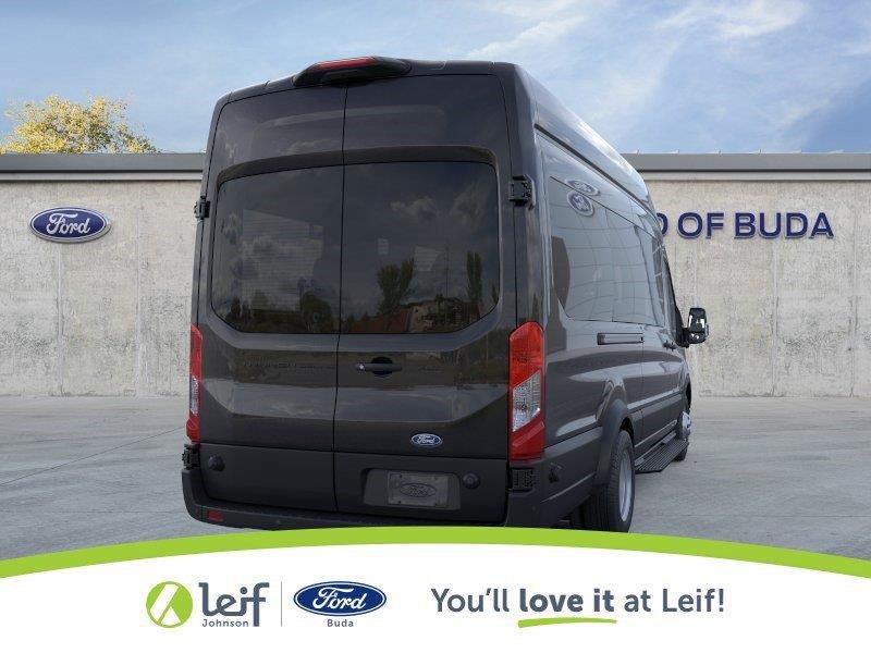 2026 Ford Transit Passenger Wagon XLT