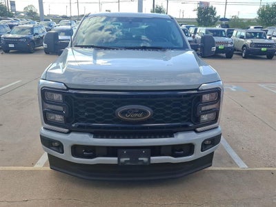 2025 Ford Super Duty F-250 XLT
