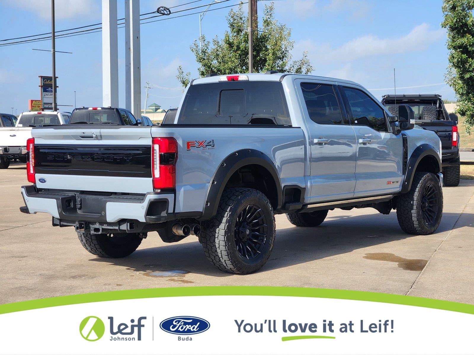 2025 Ford Super Duty F-350 Platinum
