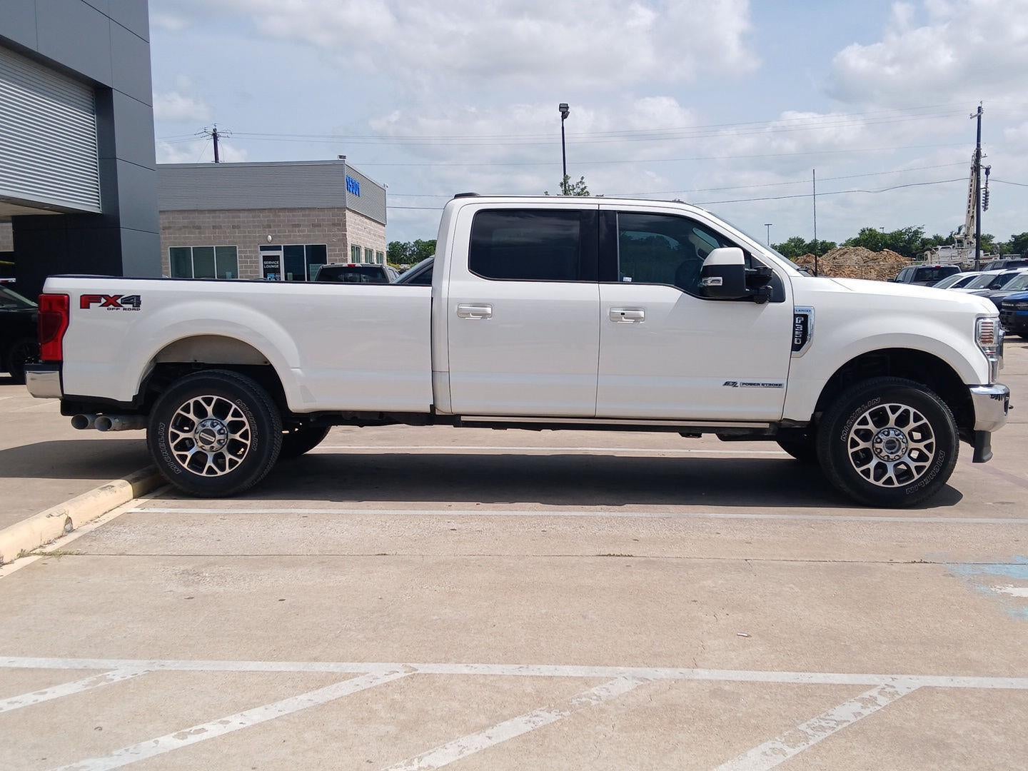 2022 Ford Super Duty F-350 Lariat