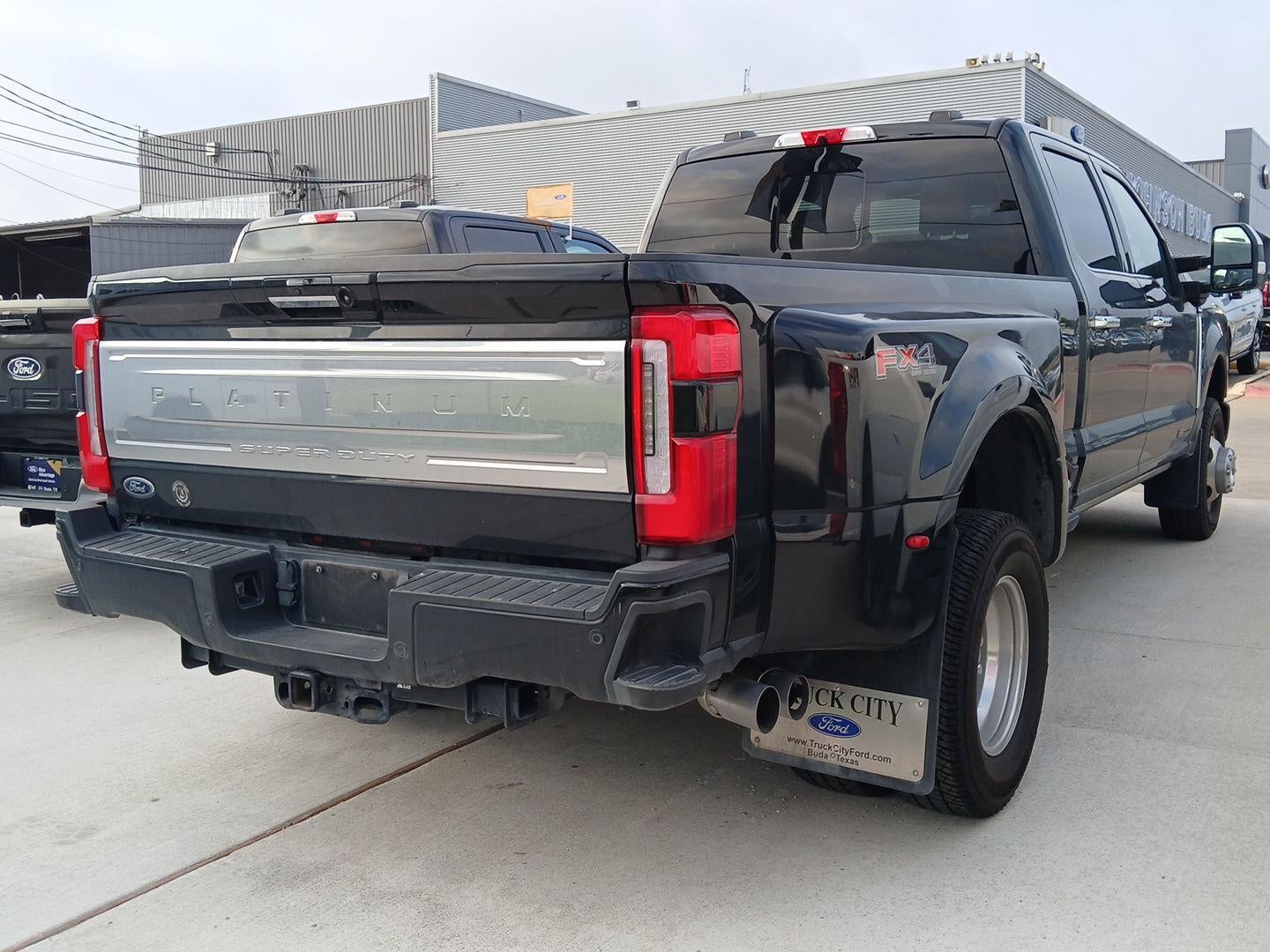2024 Ford Super Duty F-350 Platinum