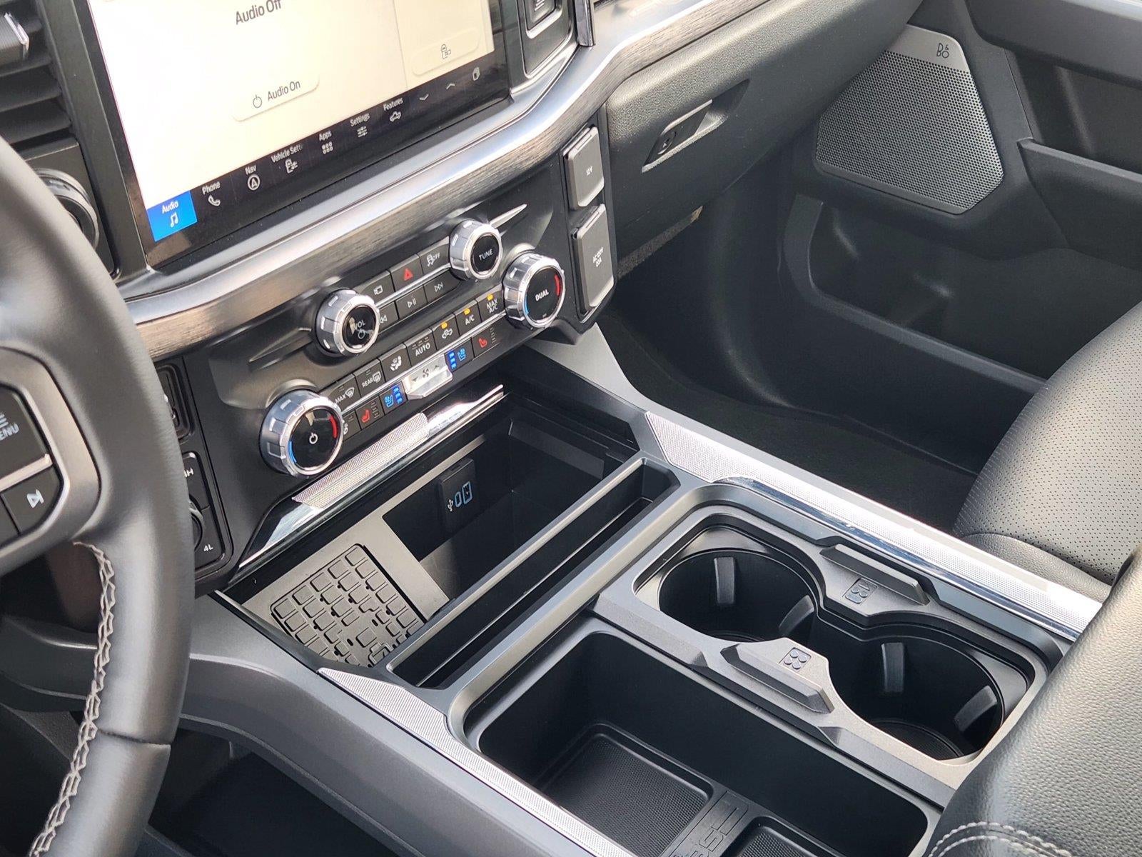 2025 Ford Super Duty F-350 Lariat
