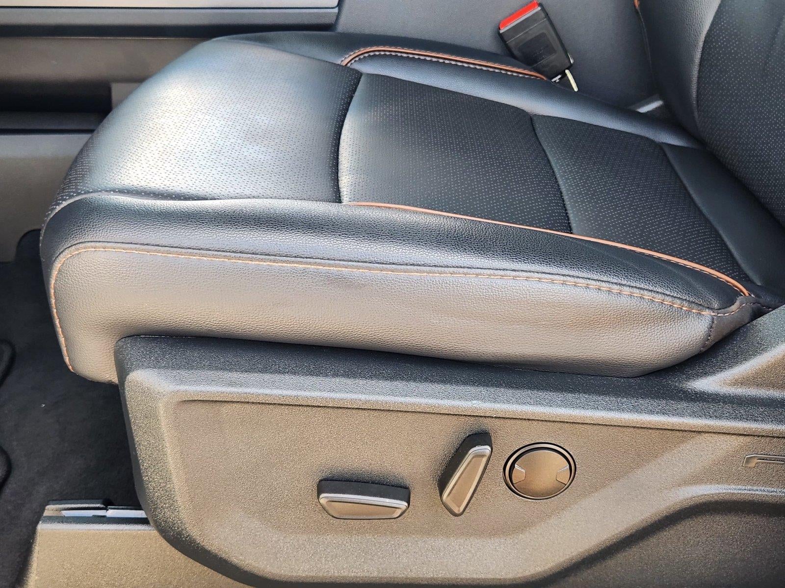 2025 Ford Super Duty F-350 Lariat