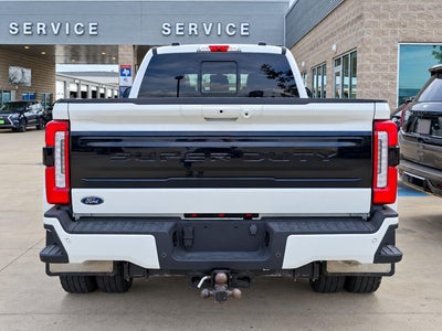 2025 Ford Super Duty F-450 Platinum