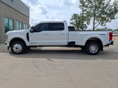 2025 Ford Super Duty F-450 Platinum