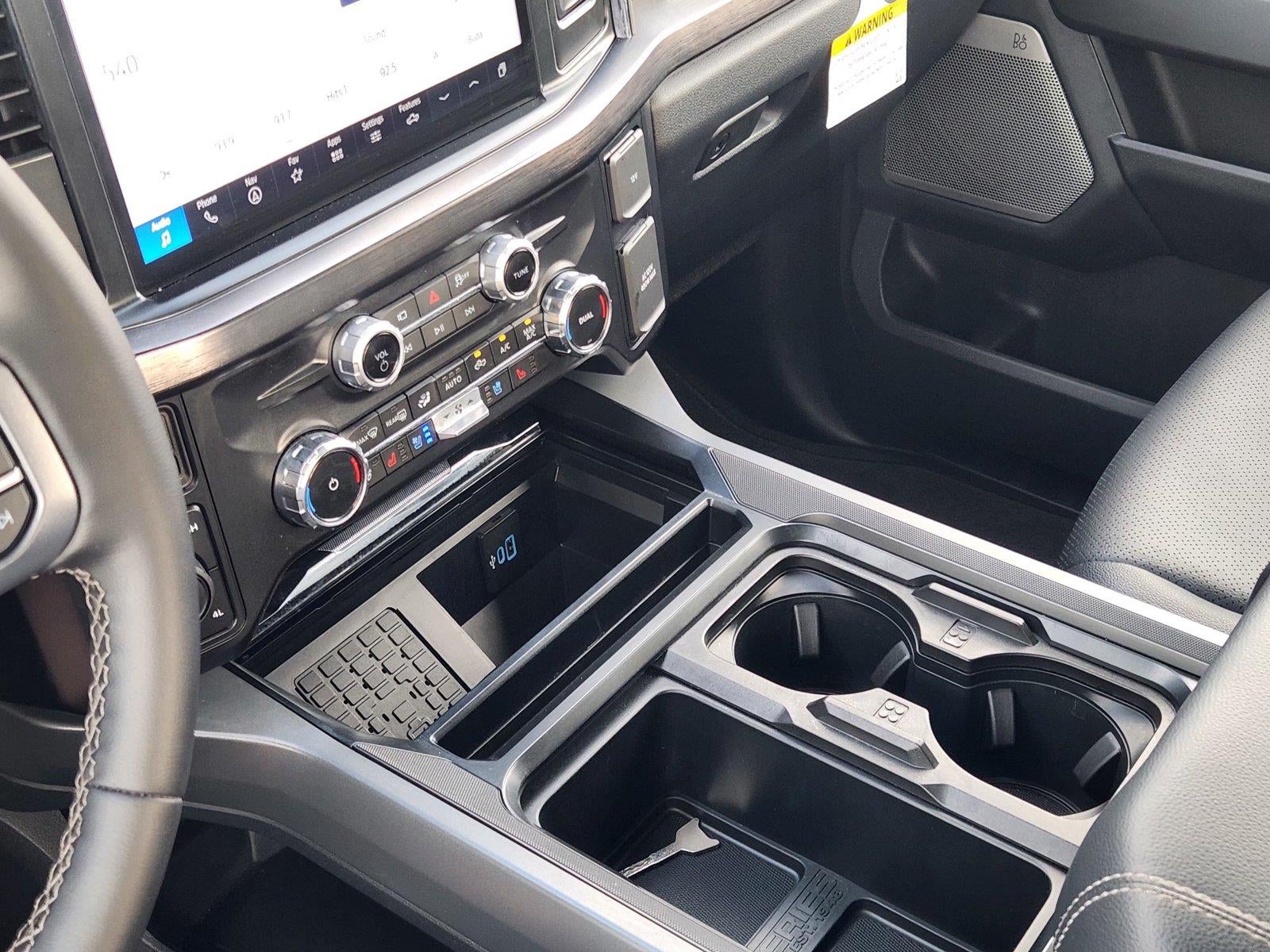 2026 Ford Super Duty F-450 Lariat