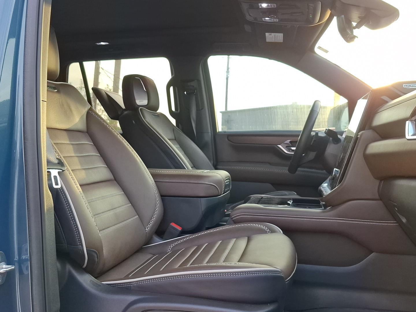 2025 GMC Yukon Denali Ultimate