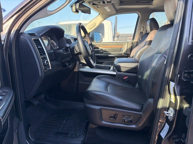 2016 RAM 3500 Laramie