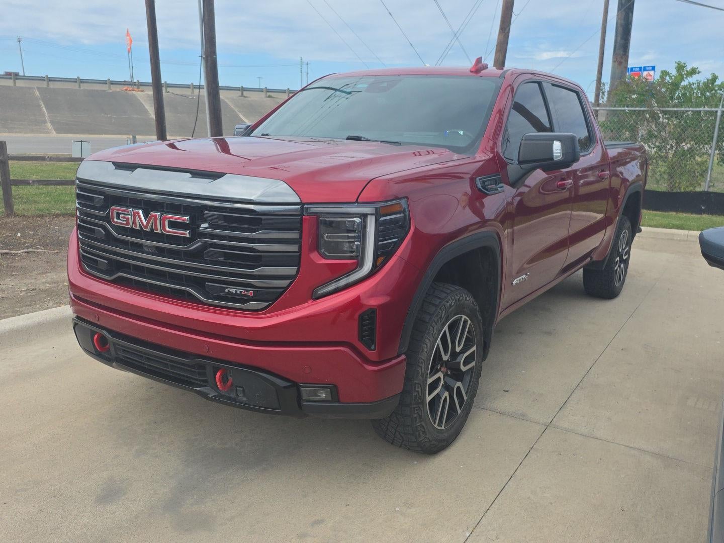 2024 GMC Sierra 1500 AT4