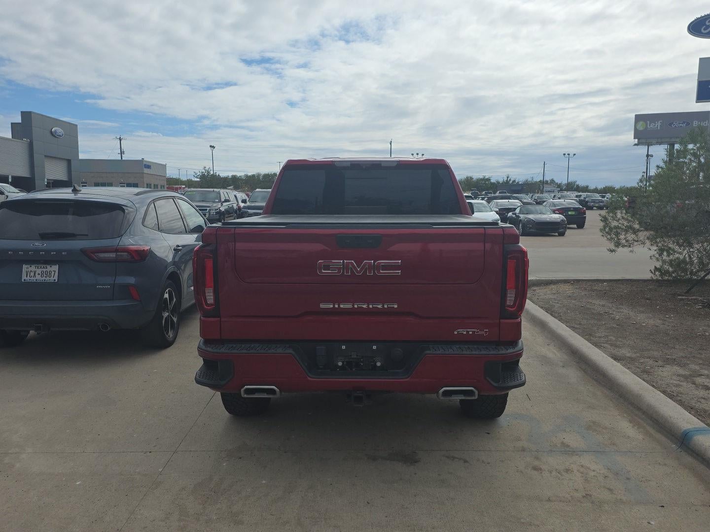 2024 GMC Sierra 1500 AT4