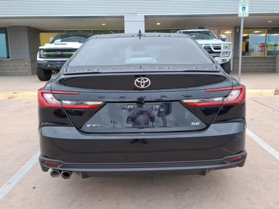 2025 Toyota Camry SE