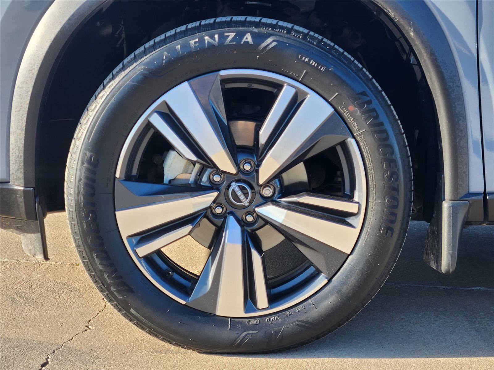 2024 Nissan Rogue SL