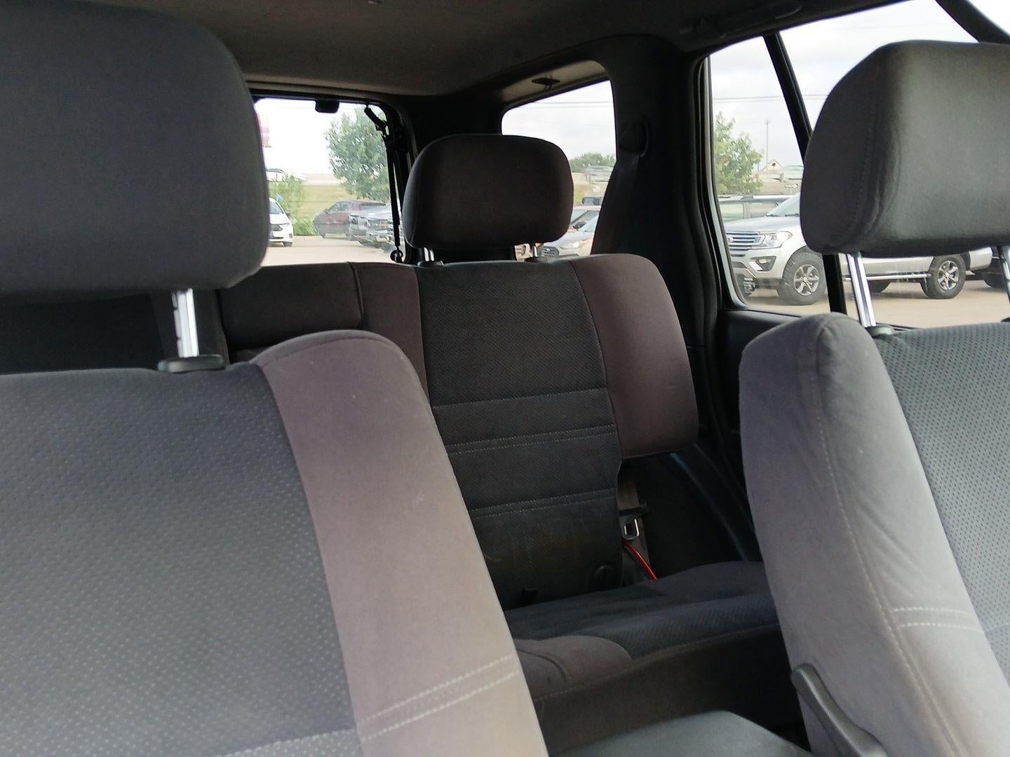 1999 Nissan PATHFINDER Base