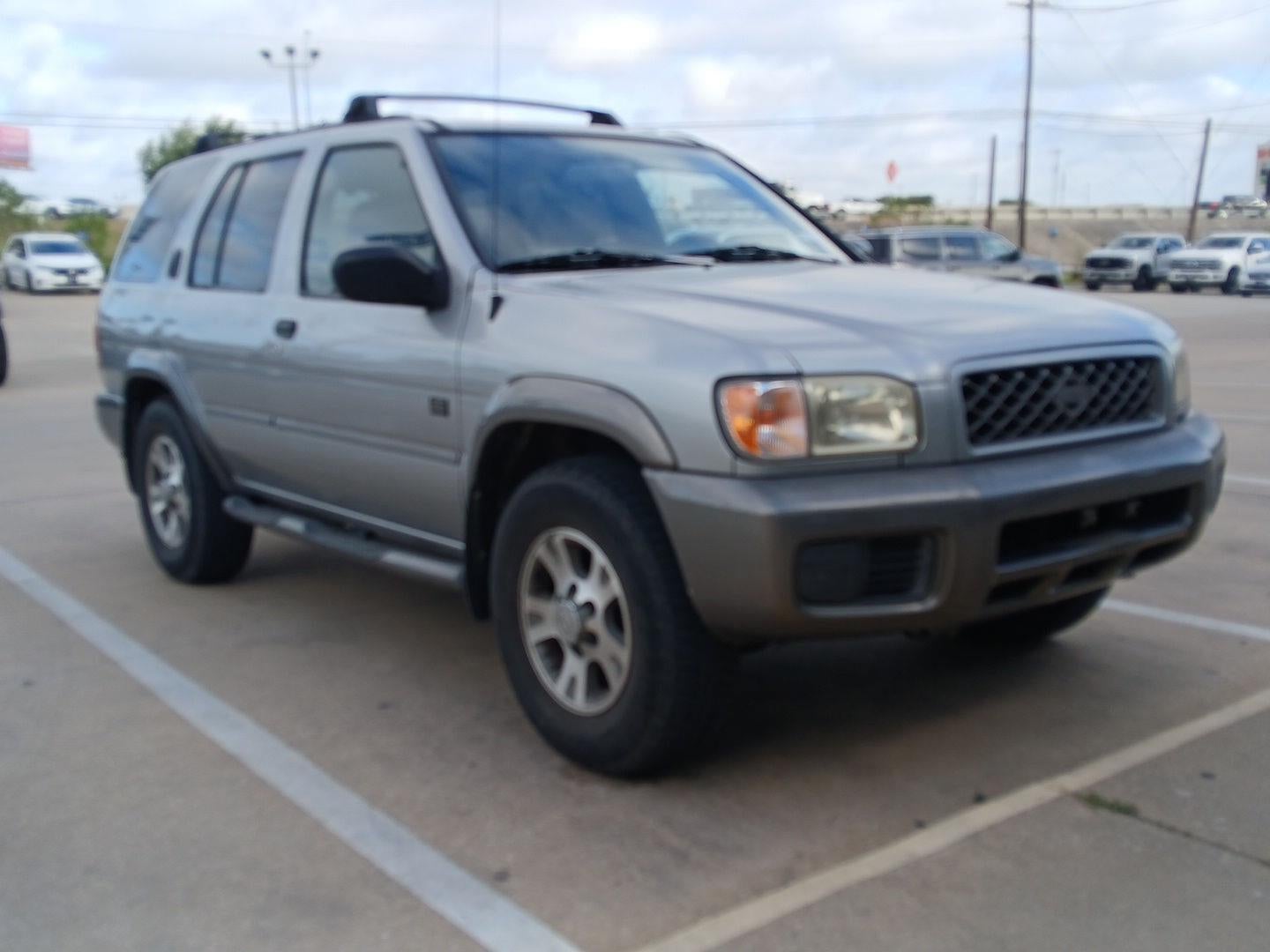 1999 Nissan PATHFINDER Base