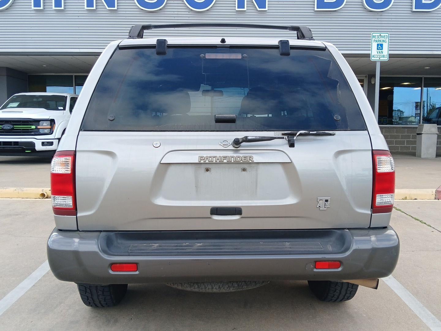 1999 Nissan PATHFINDER Base