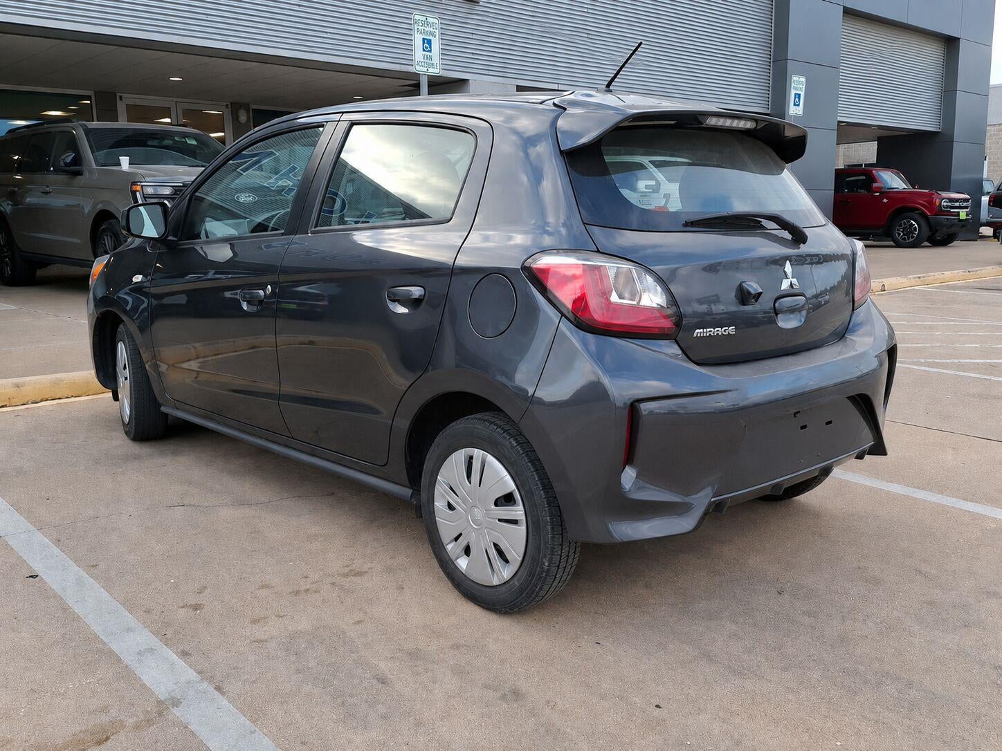 2024 Mitsubishi Mirage ES
