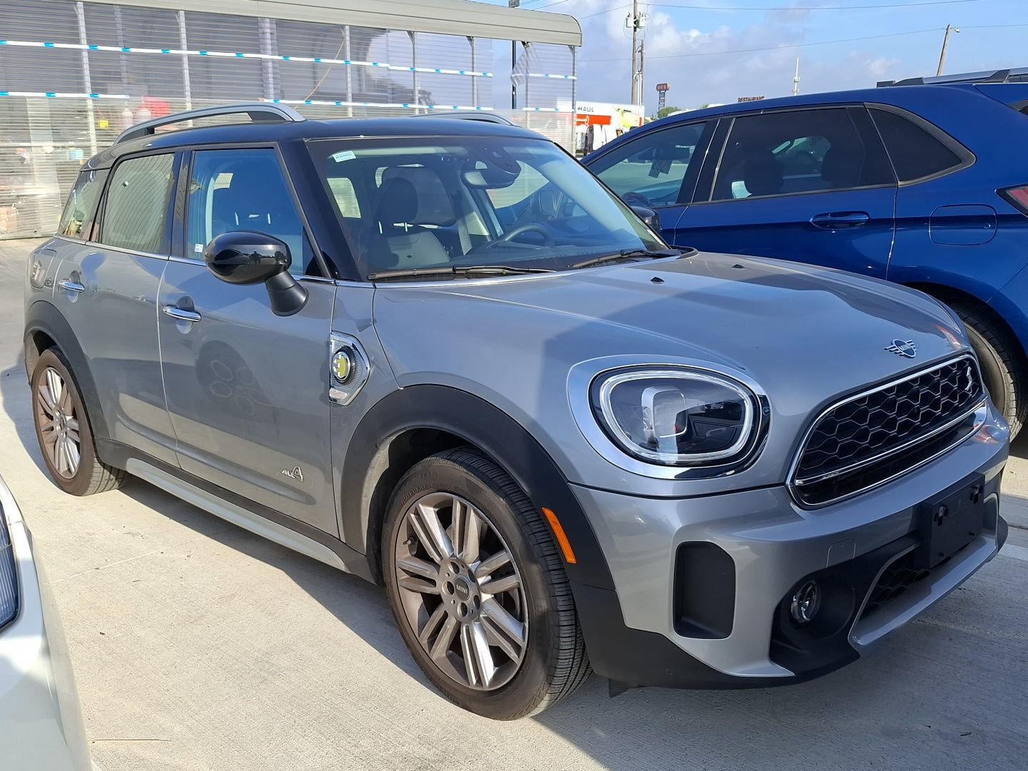 2023 MINI Countryman Cooper SE