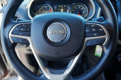 2016 Jeep Cherokee Sport