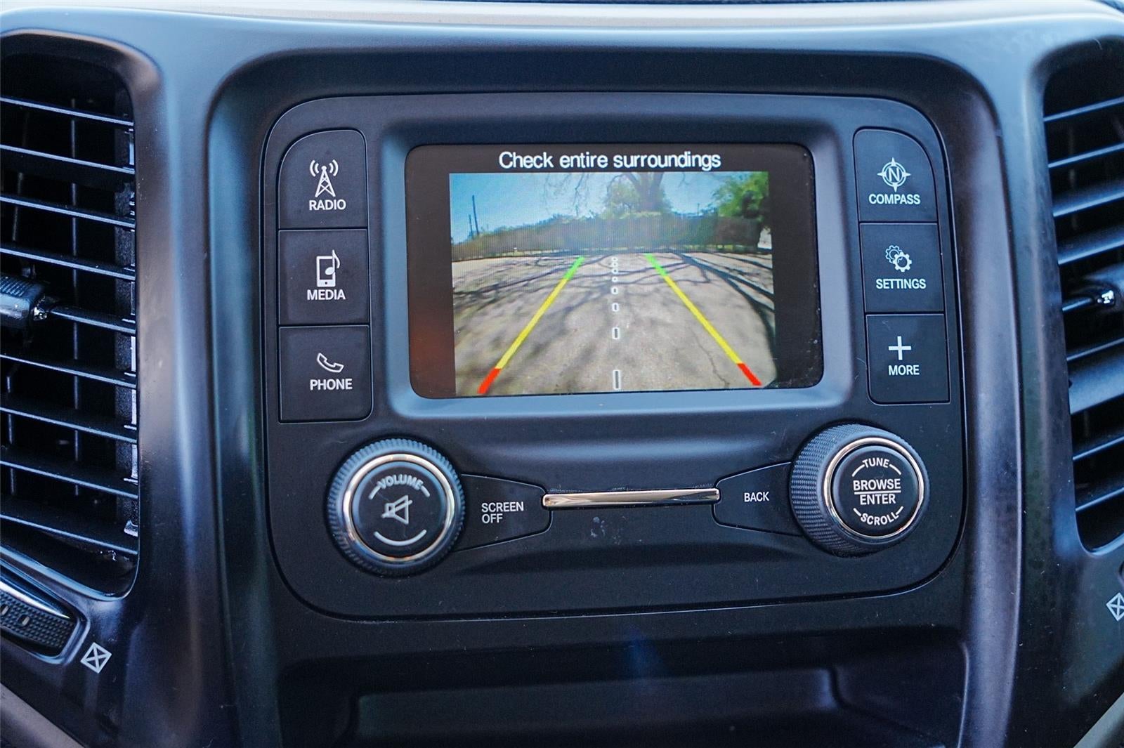 2016 Jeep Cherokee Sport