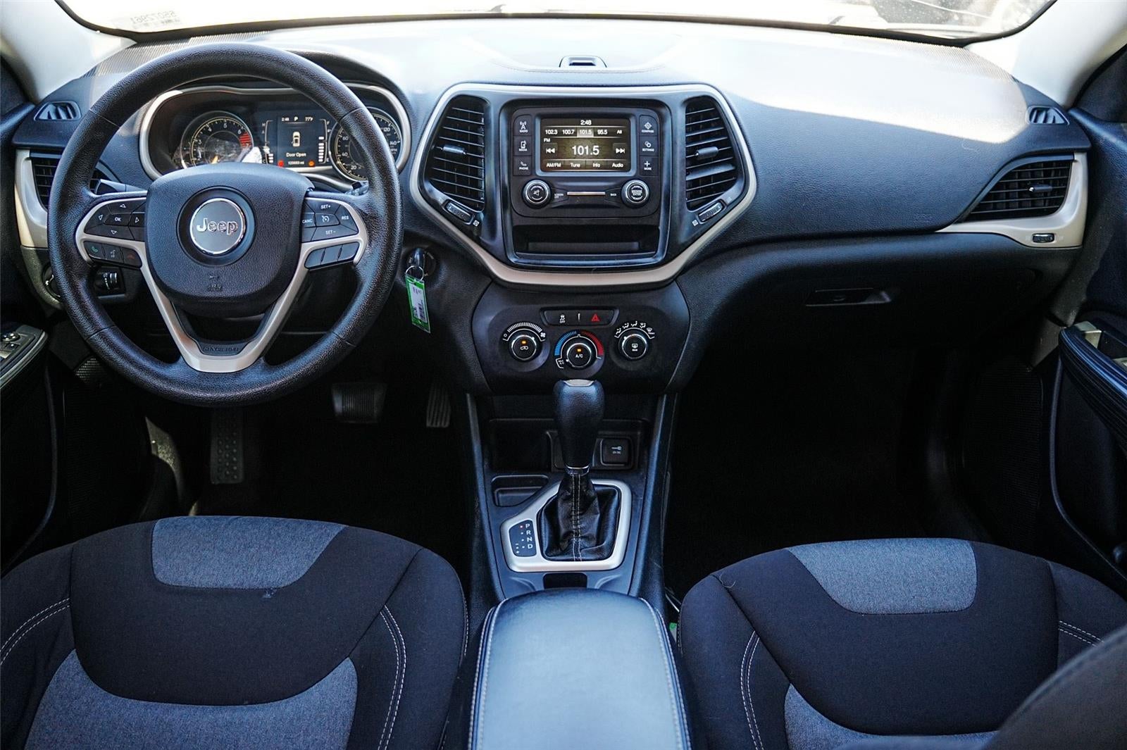 2016 Jeep Cherokee Sport