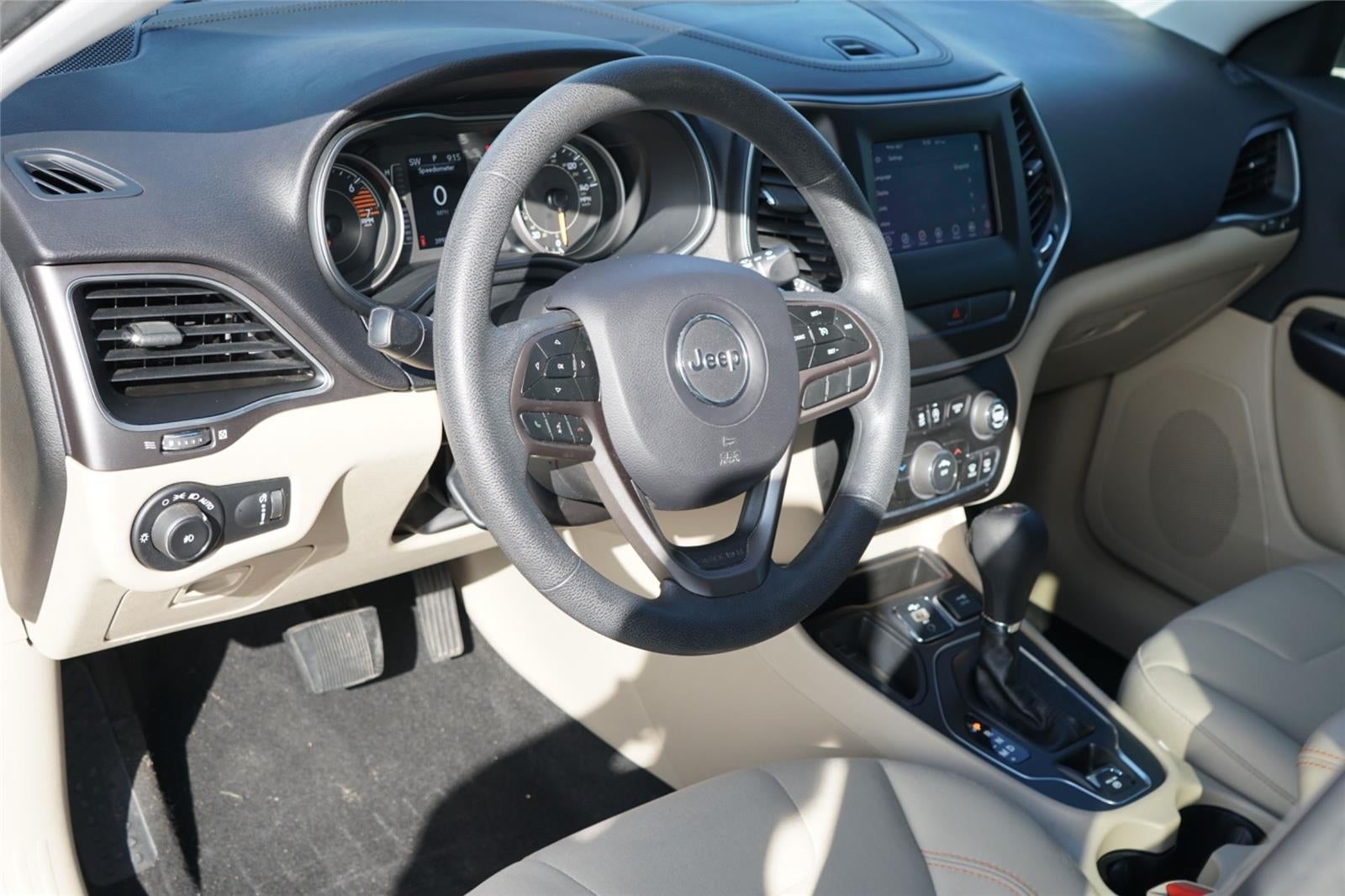 2019 Jeep Cherokee Latitude
