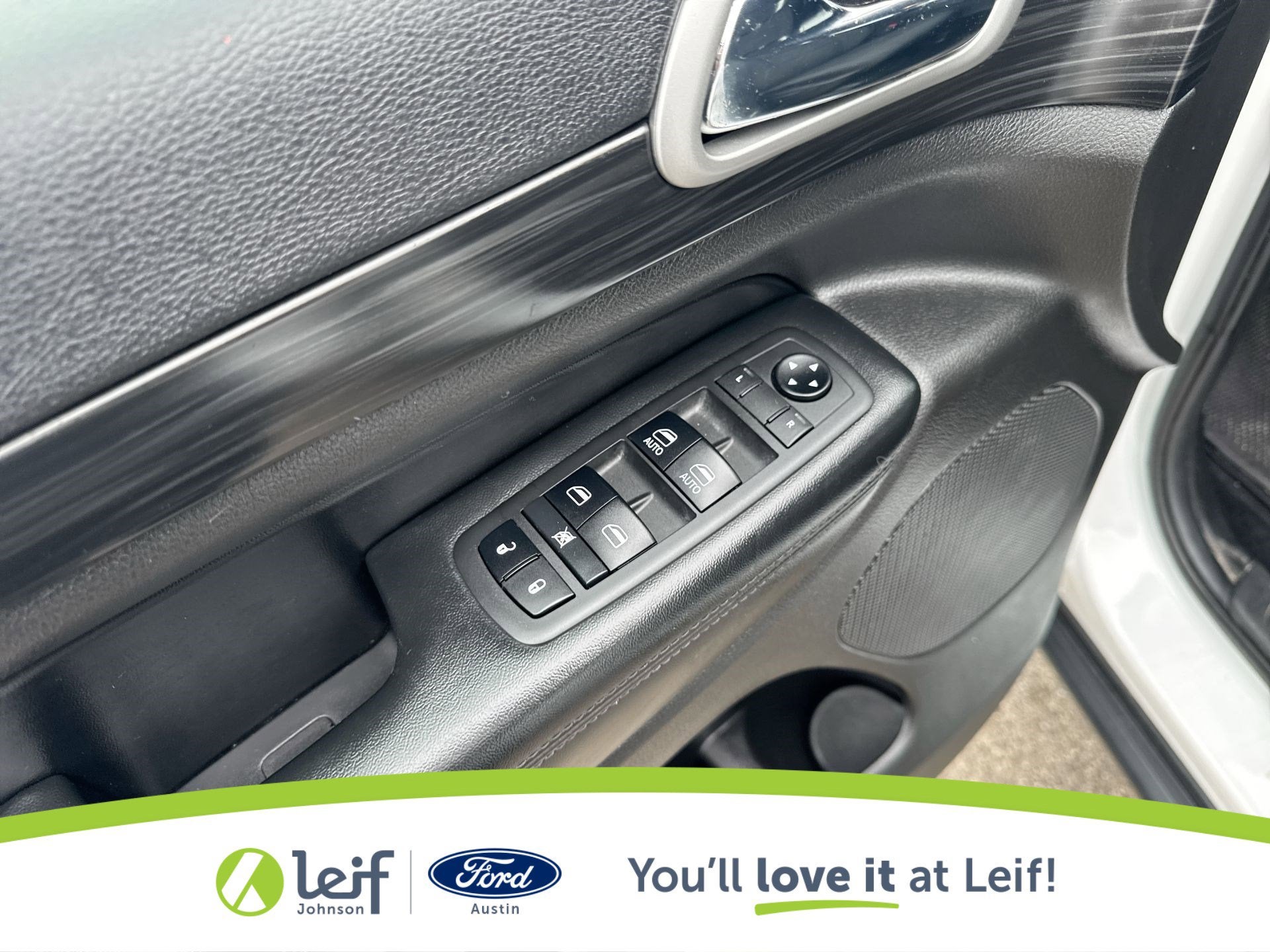 2019 Jeep Grand Cherokee Laredo E