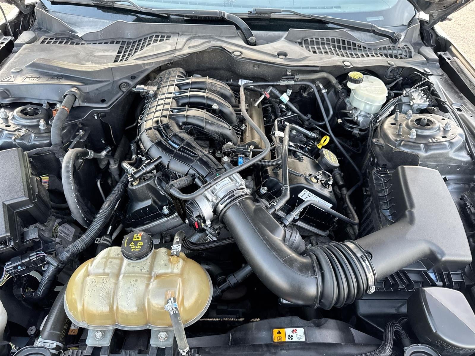 2017 Ford Mustang V6