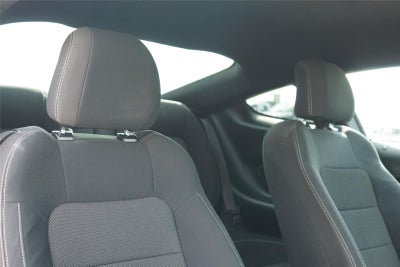 2017 Ford MUSTANG V6