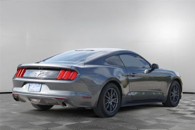 2017 Ford MUSTANG V6