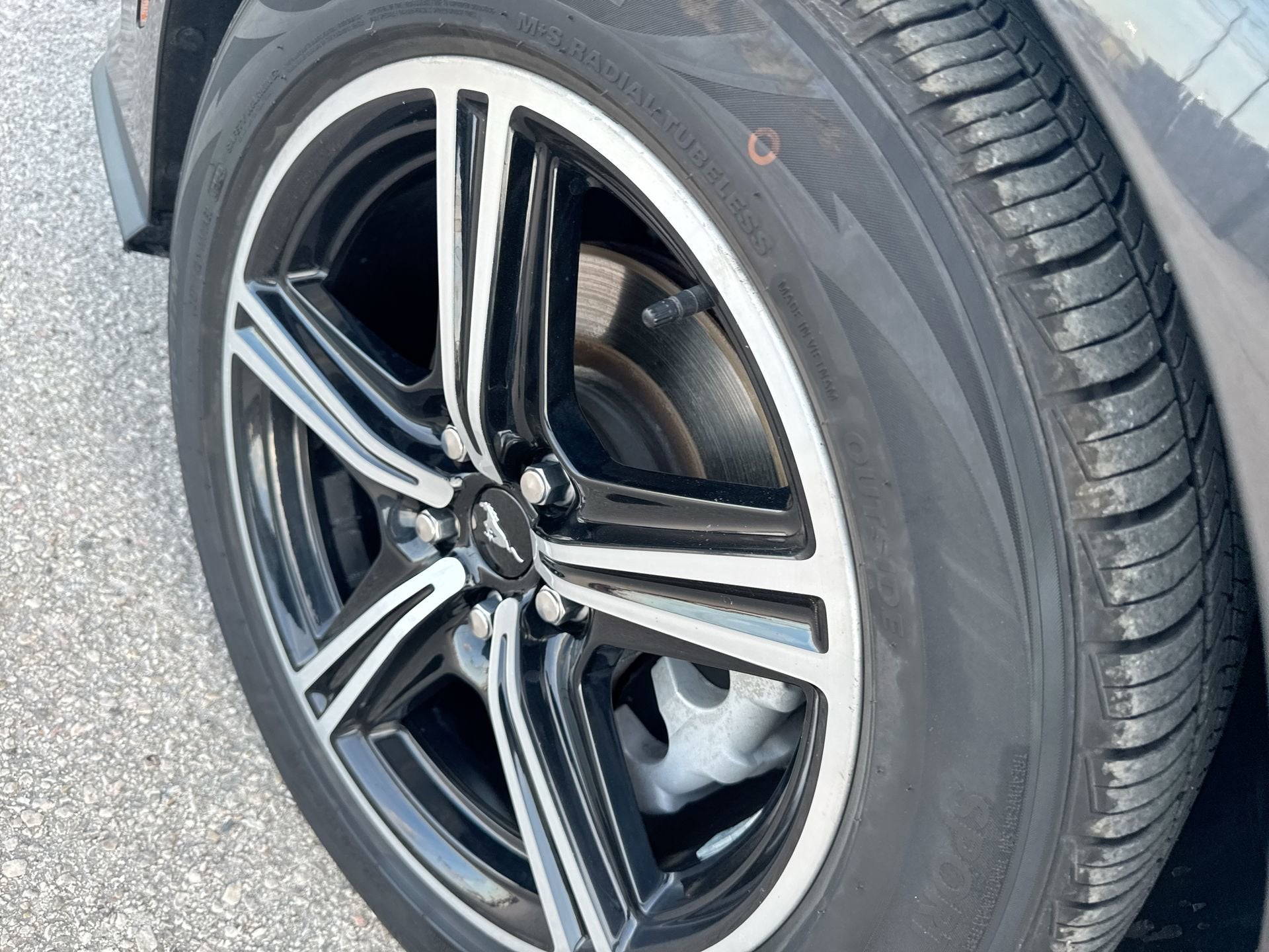 2024 Ford Mustang EcoBoost Premium