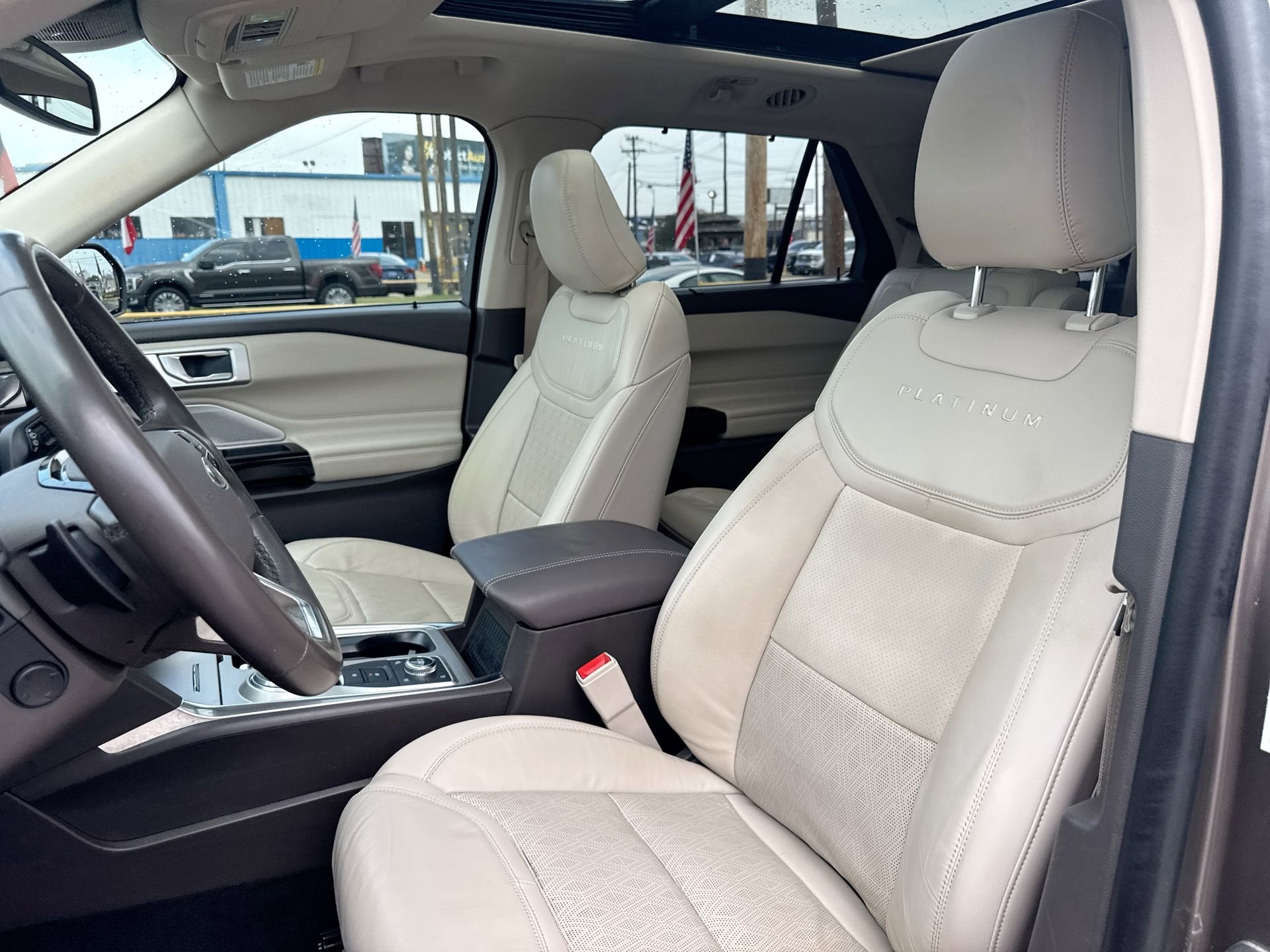 2021 Ford Explorer Platinum