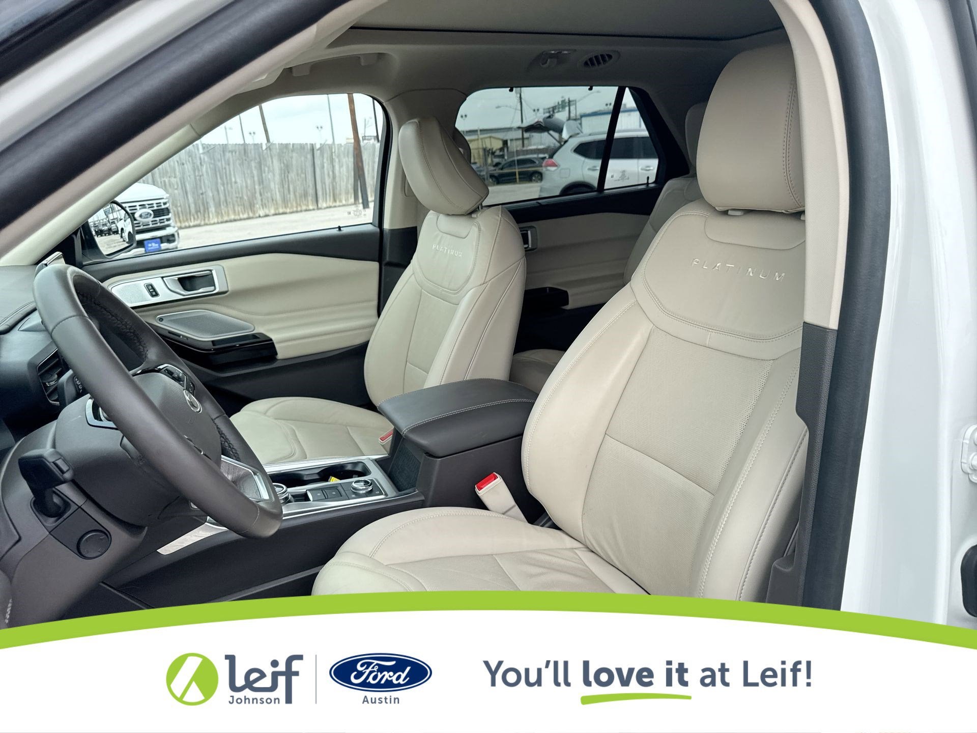 2023 Ford Explorer Platinum