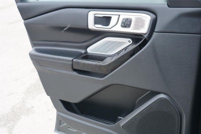 2022 Ford Explorer Hybrid Platinum