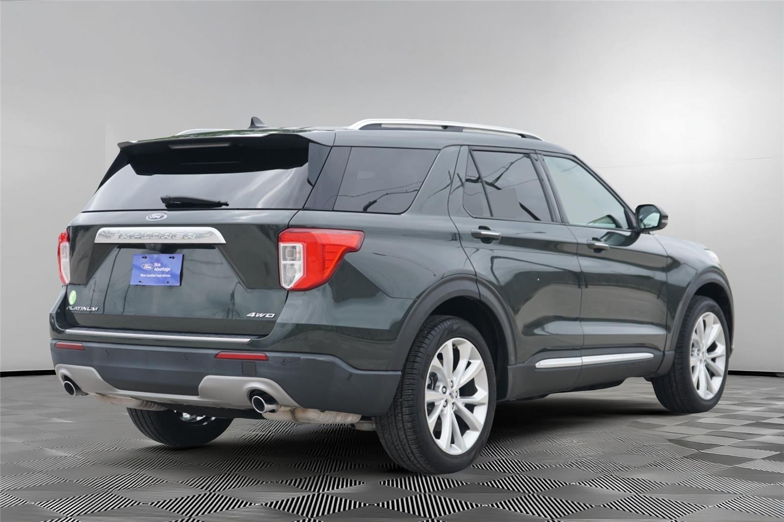 2022 Ford Explorer Hybrid Platinum
