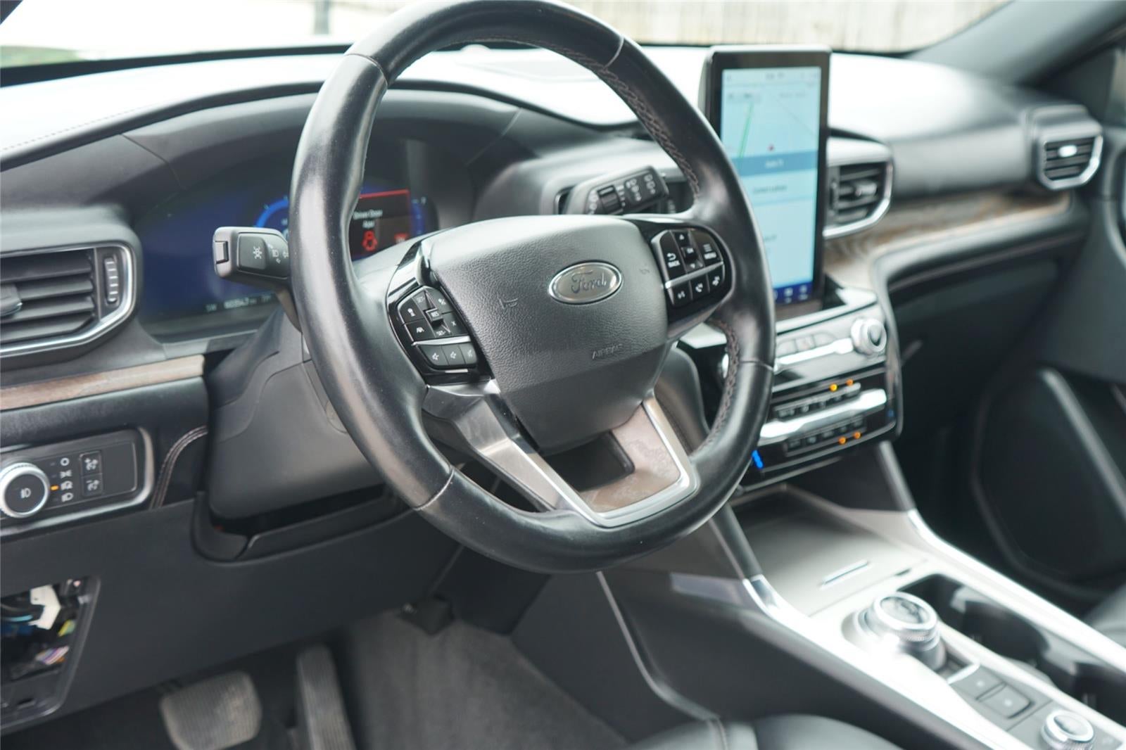 2022 Ford Explorer Hybrid Platinum