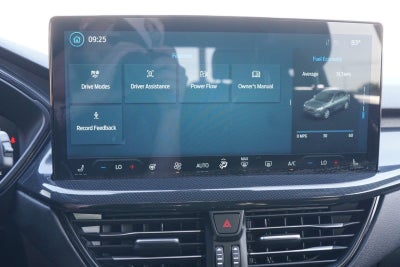 2025 Ford Escape Hybrid ST-Line