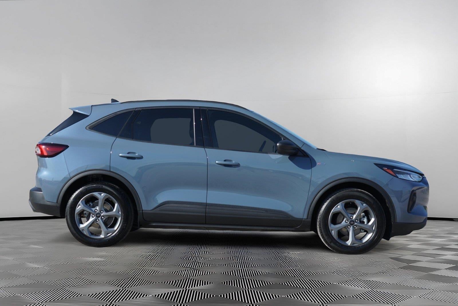 2025 Ford Escape Hybrid ST-Line