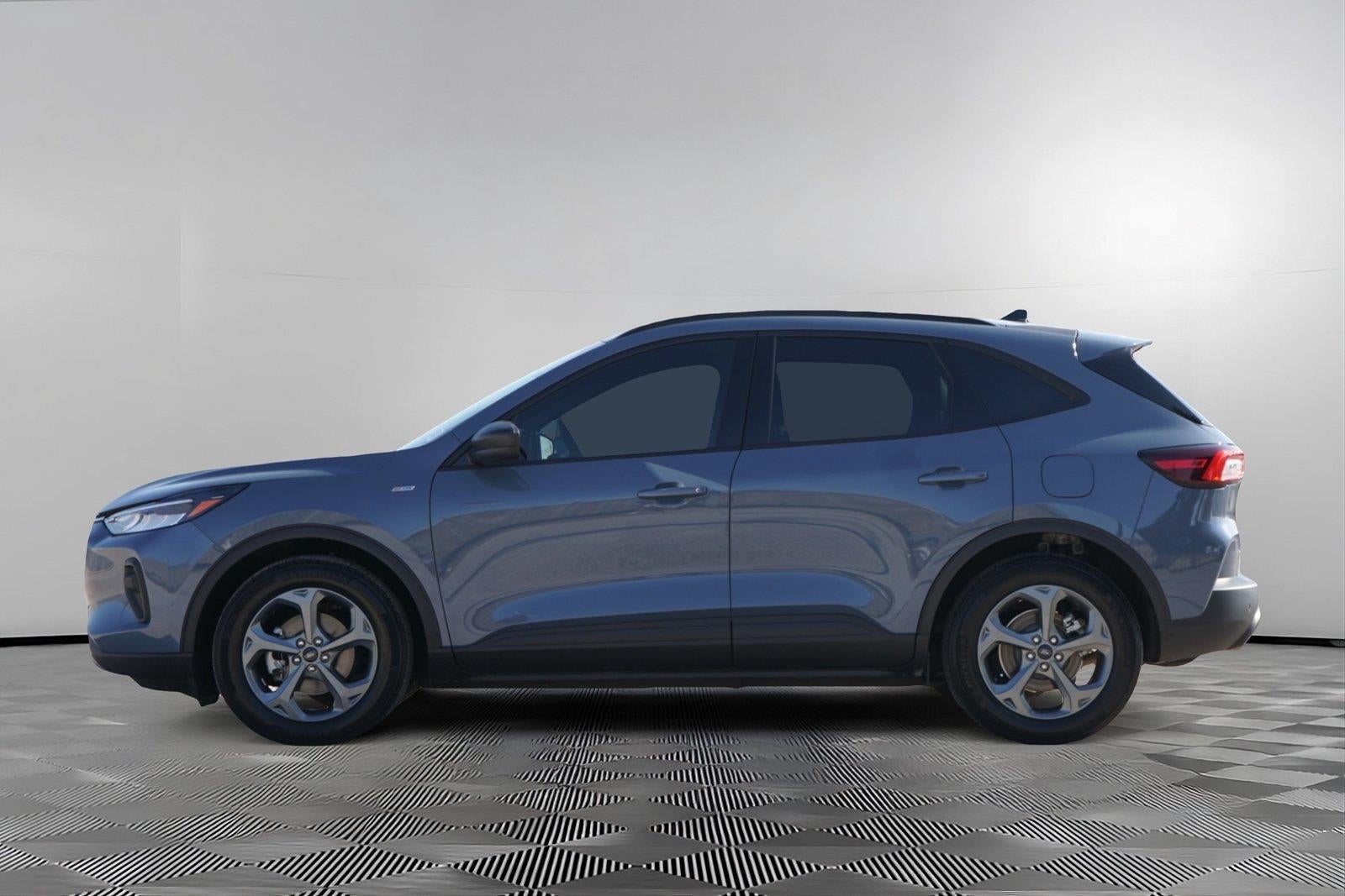 2025 Ford Escape Hybrid ST-Line