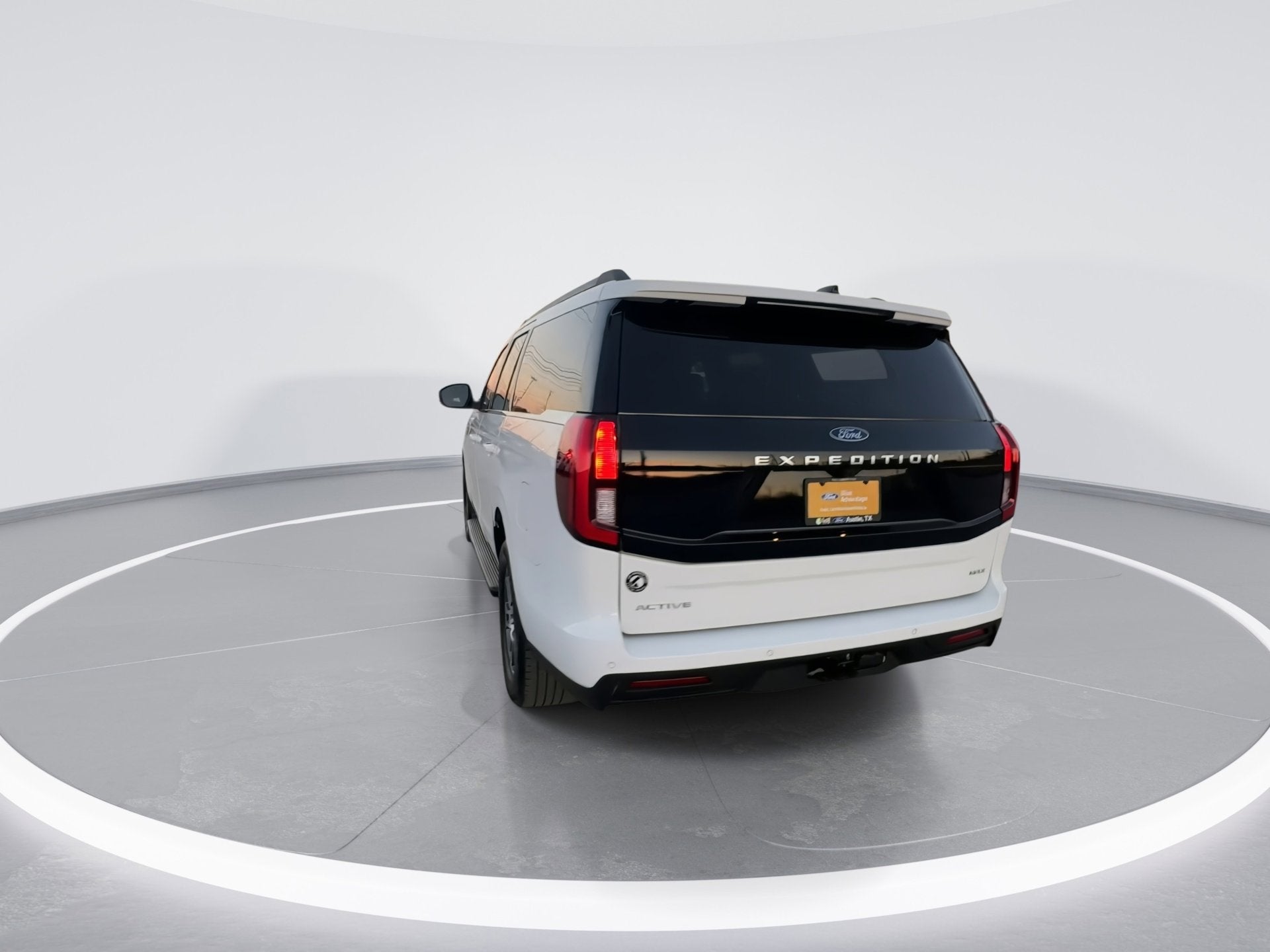 2025 Ford Expedition Max Active