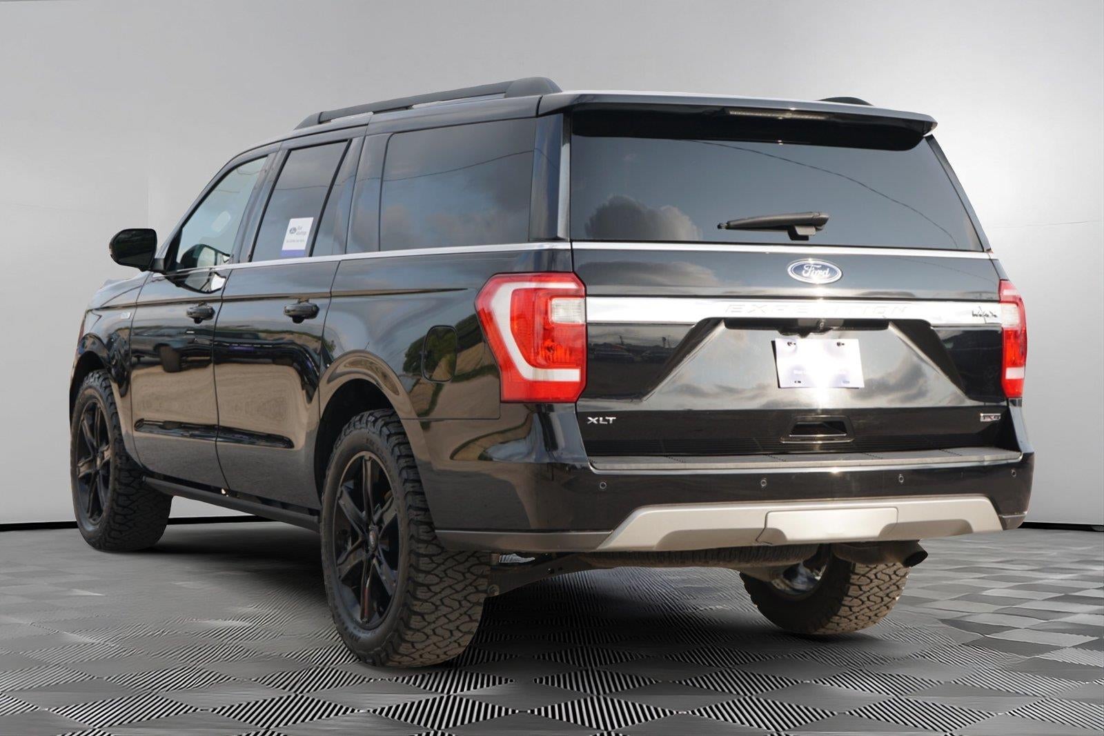 2021 Ford EXPEDITION MAX XLT