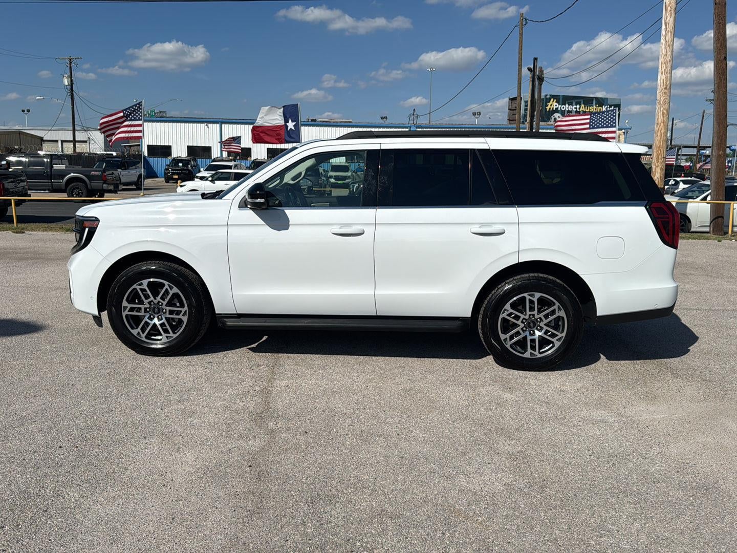 2025 Ford Expedition Active