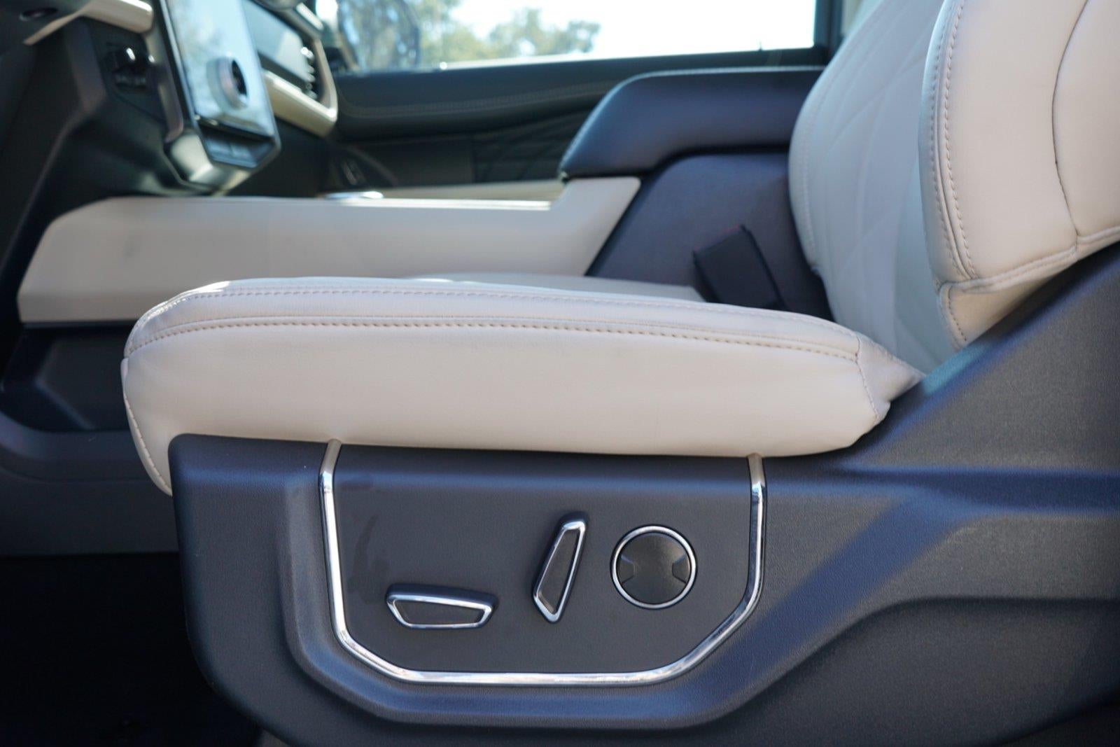 2024 Ford Expedition Platinum