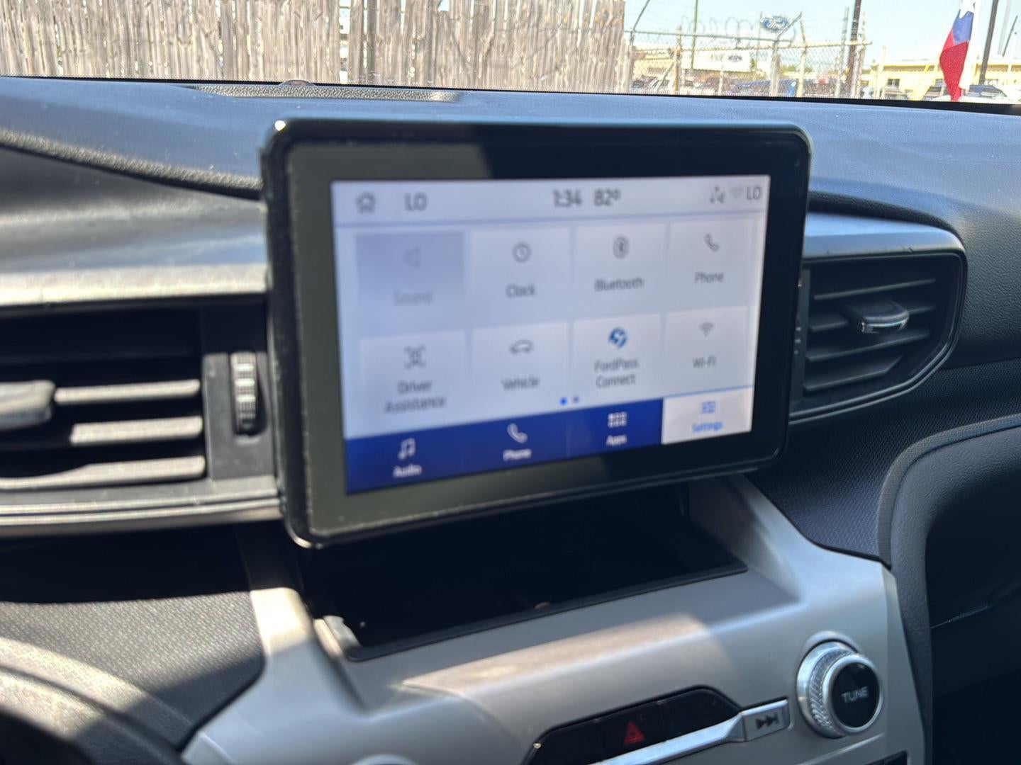 2022 Ford Explorer Base