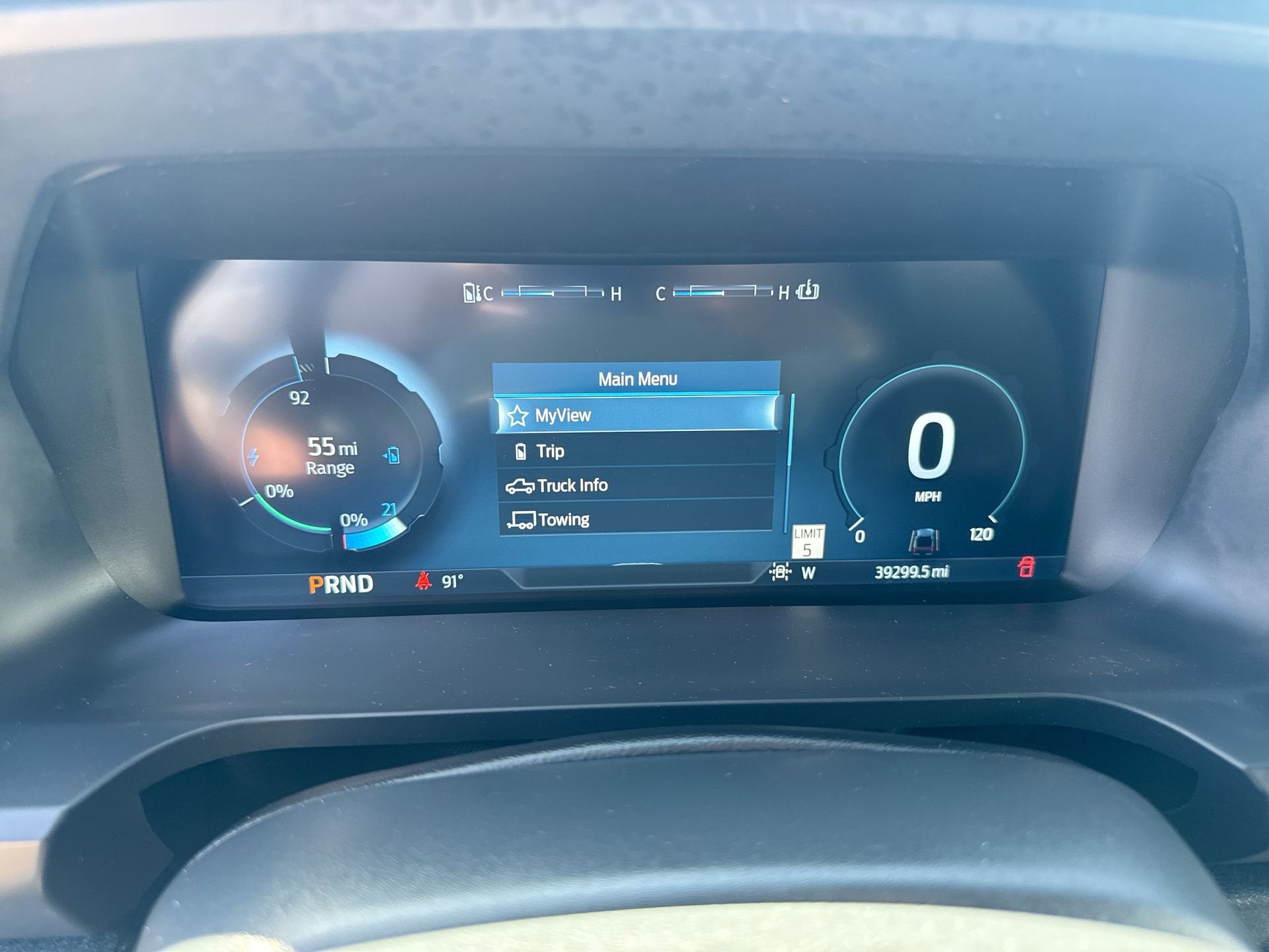 2023 Ford F-150 Lightning Lariat