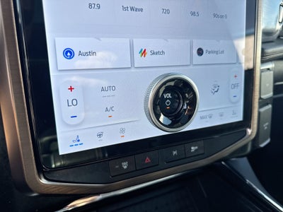 2023 Ford F-150 Lightning Lariat