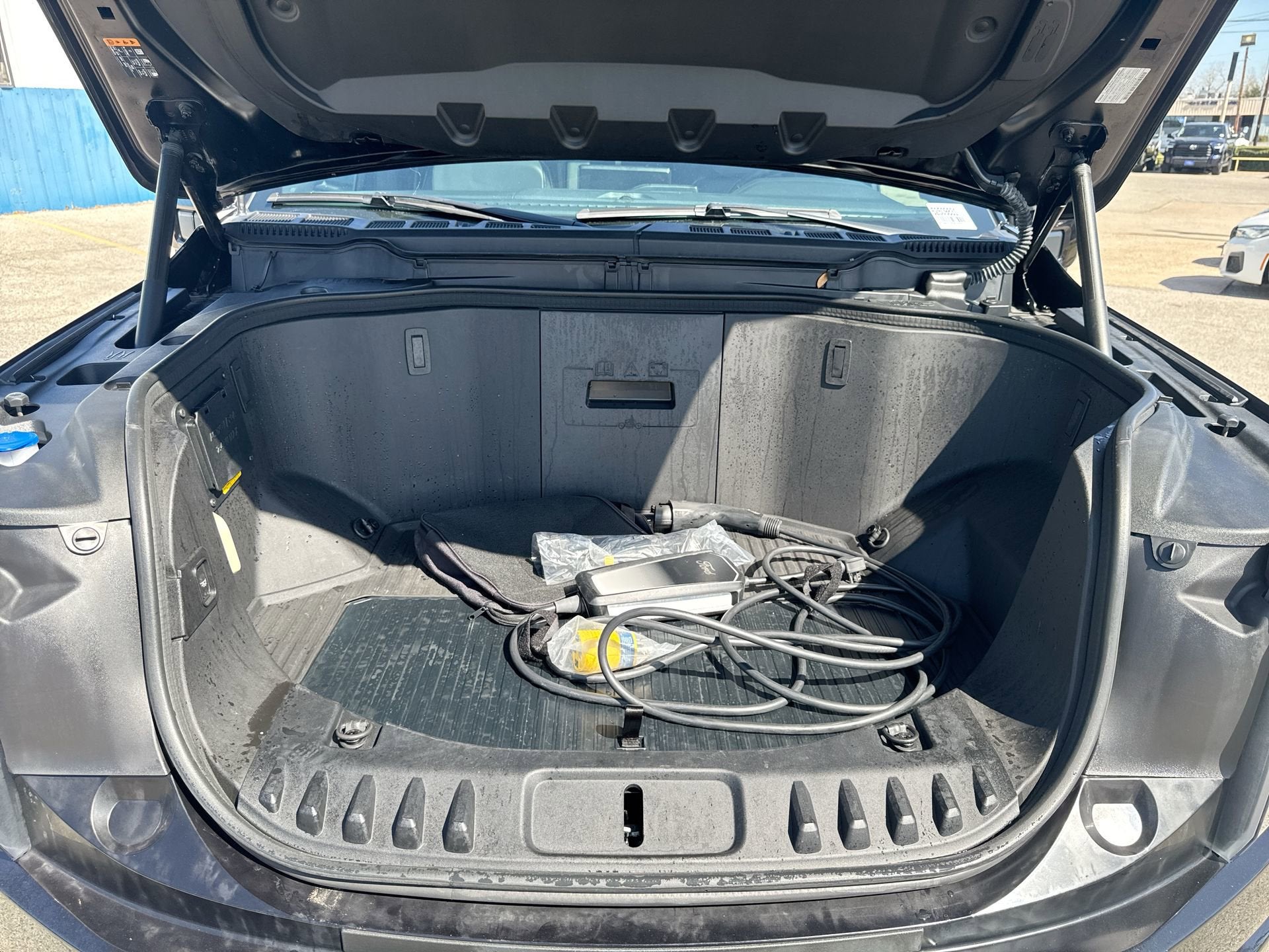 2023 Ford F-150 Lightning Lariat