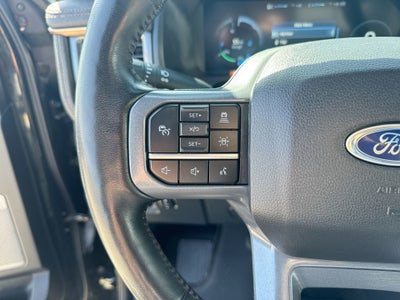 2023 Ford F-150 Lightning Lariat